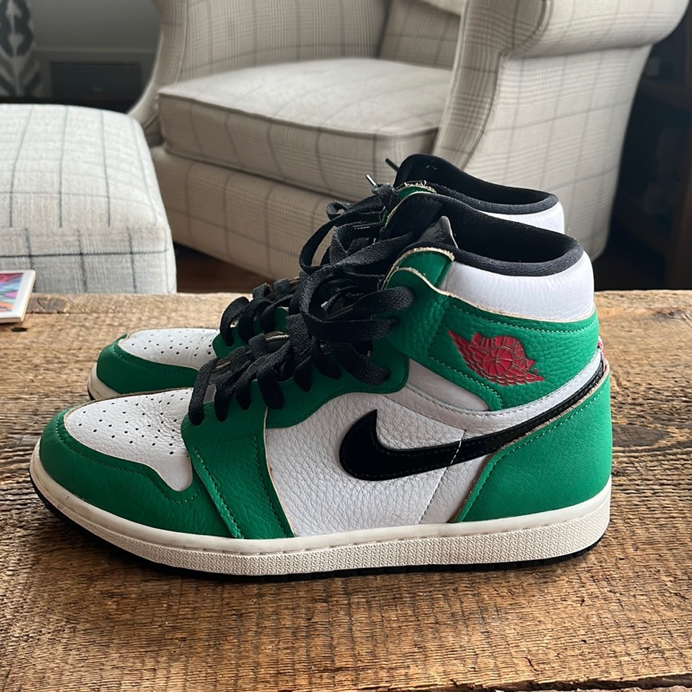 Jordan 1 Retro High Lucky Green